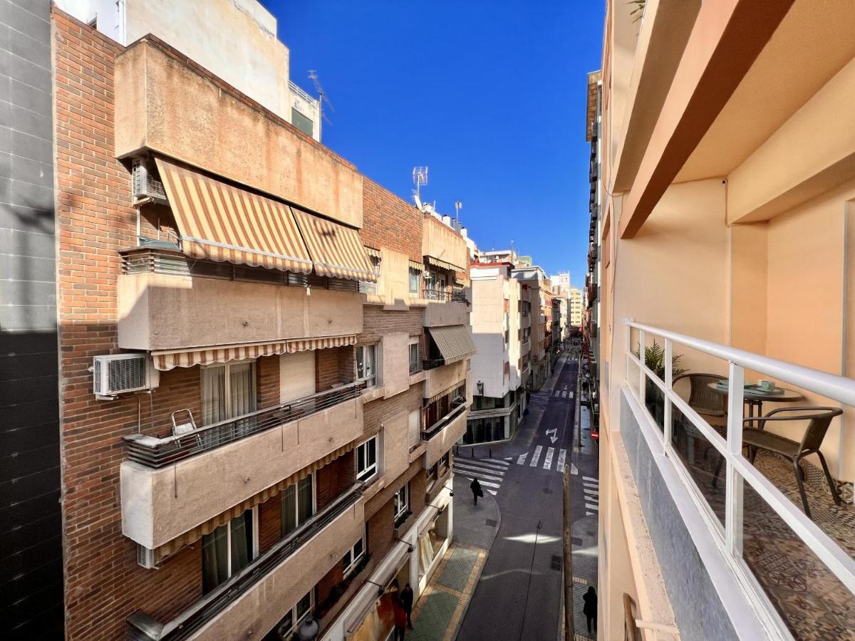 Downtown Apartment By United Renters Alicante Exteriér fotografie